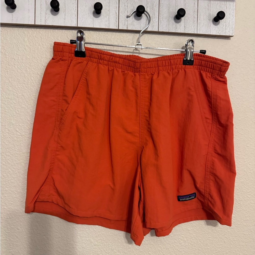 Women’s Patagonia baggies size Medium Orange Shorts